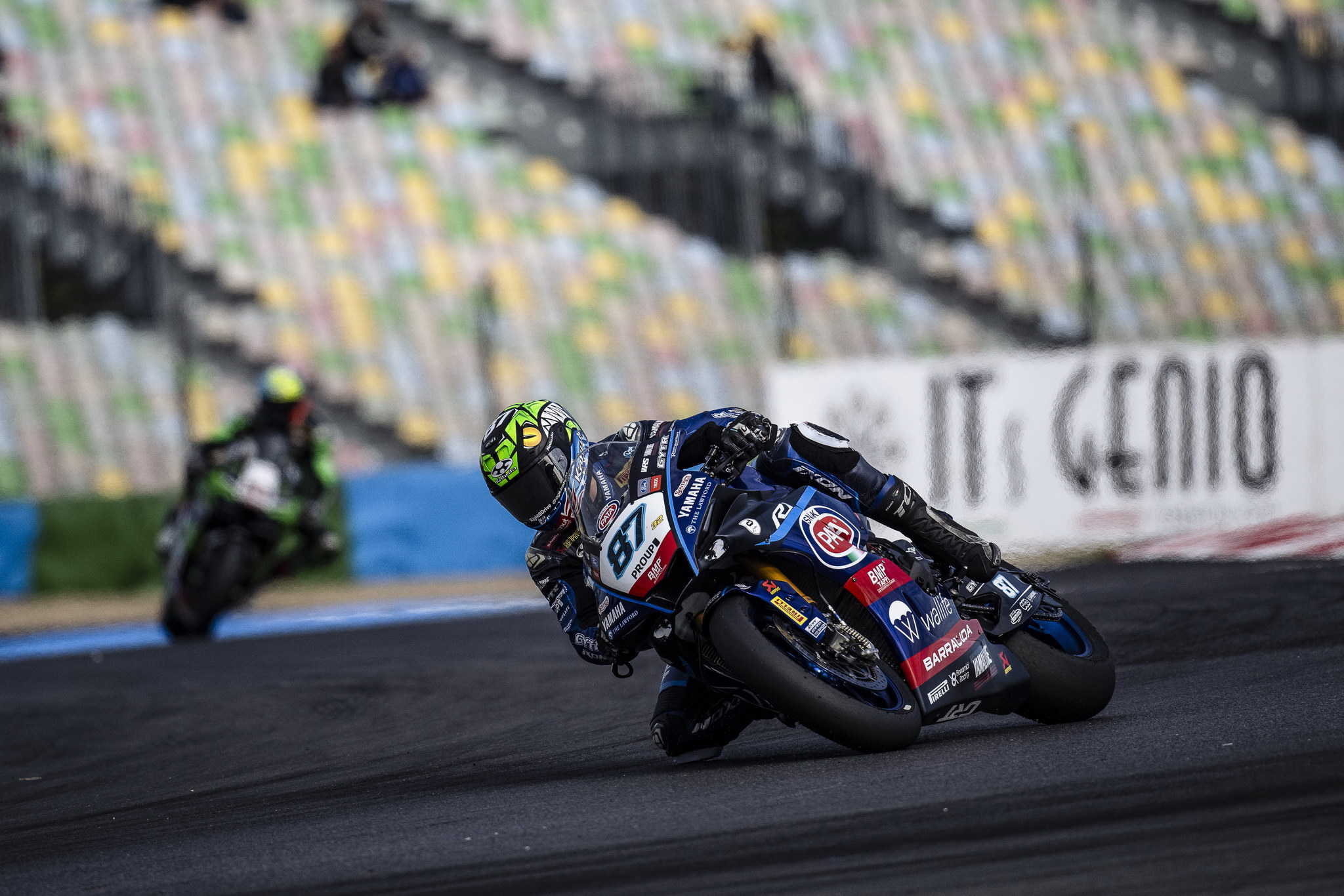 Challenging Friday in Magny-Cours for Gardner as Delbianco Makes his Debut on the Yamaha R1