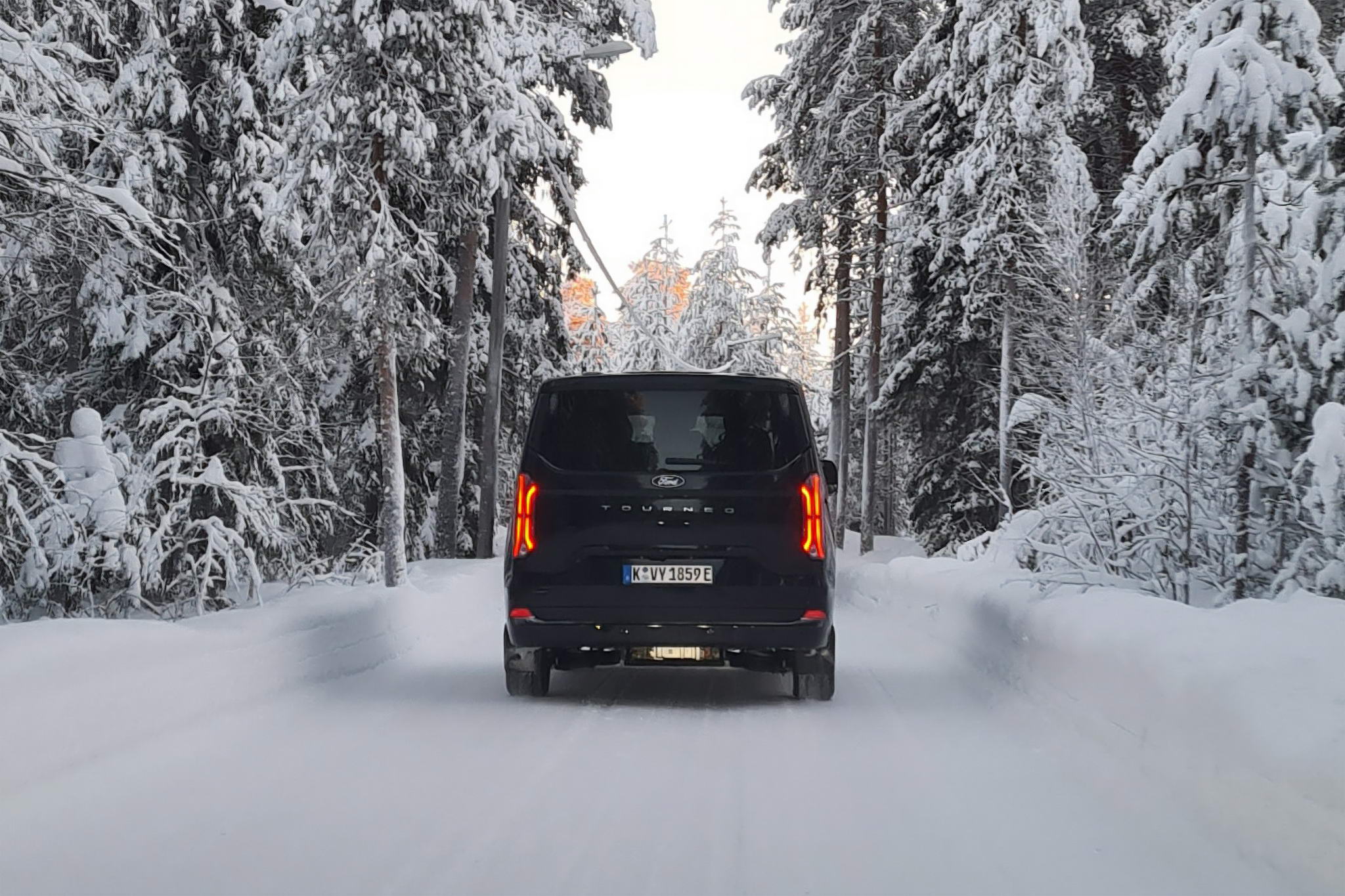 Ford Pro Electric Vehicles Drive Further in the Cold with Unique Heat Pump Tech