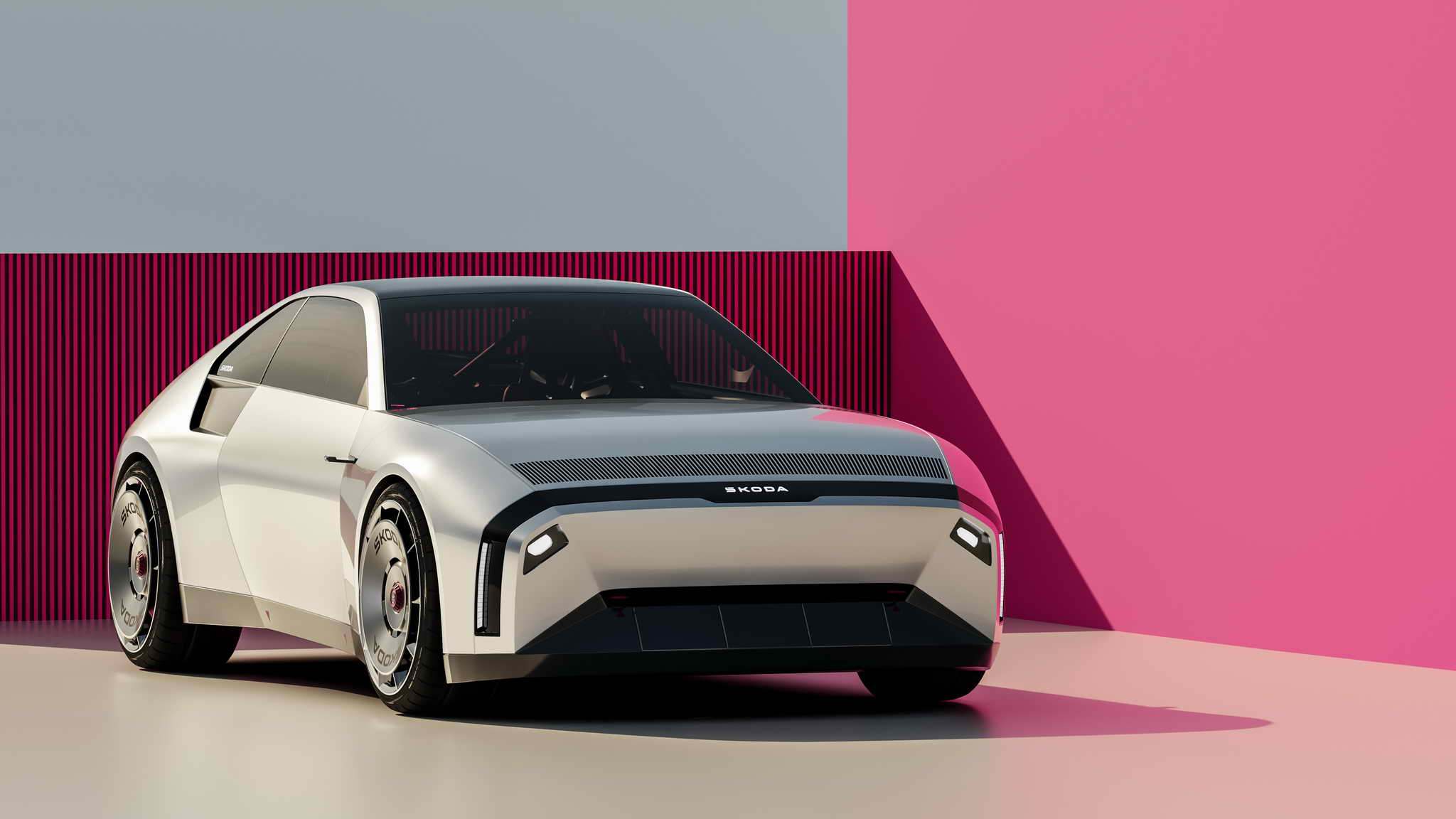 Past meets electric future: Škoda breathes new life into the iconic 110 R